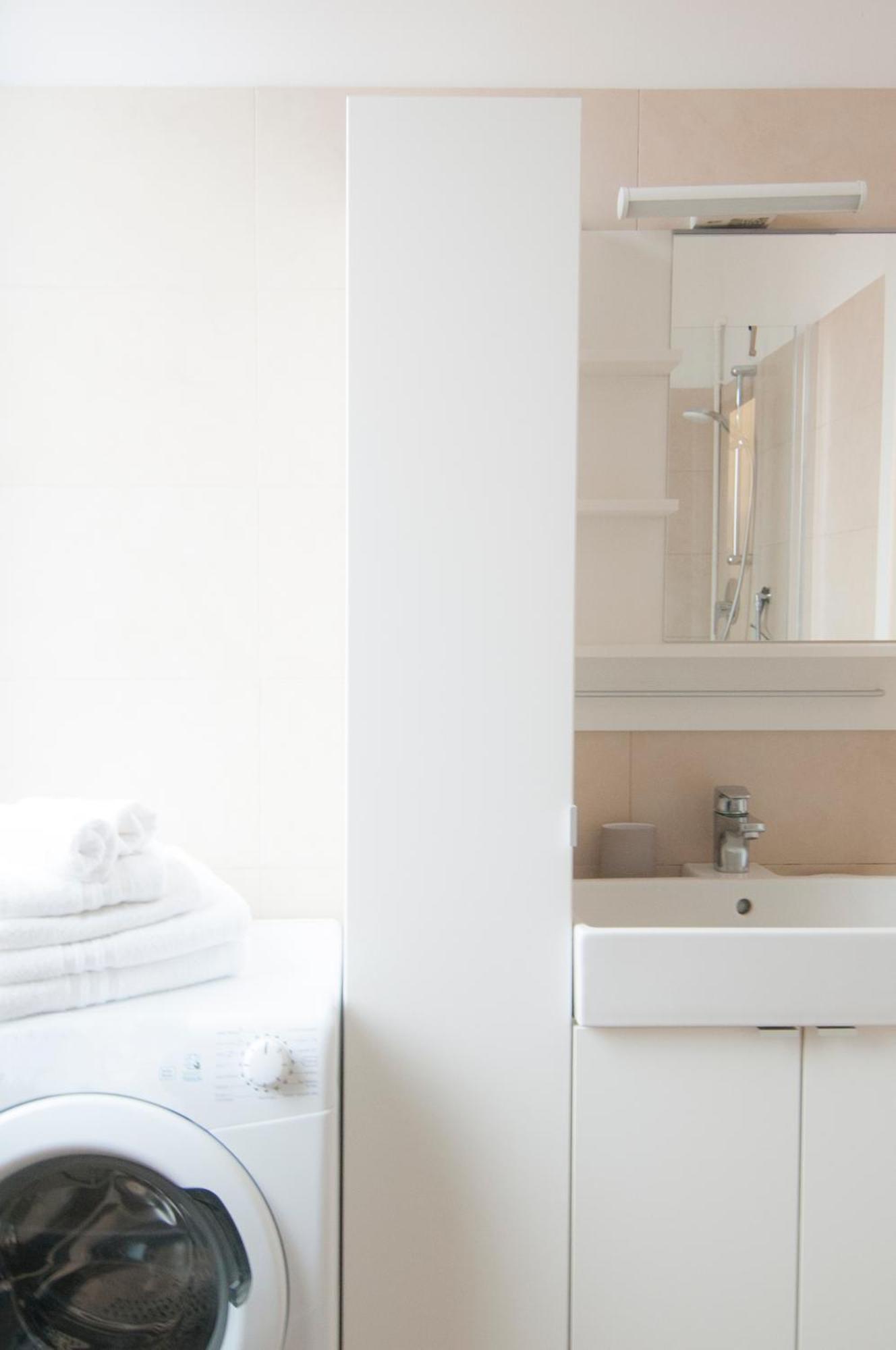 Blanco Apartment - Ambrogiohost بولونيا المظهر الخارجي الصورة